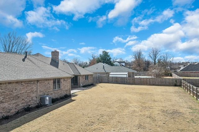 209 El Contento Drive, Bentonville, AR 72712