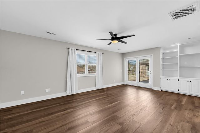 209 El Contento Drive, Bentonville, AR 72712