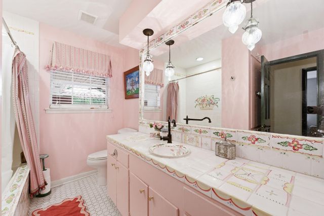 619 Tall Pines Drive, Magnolia, TX 77354