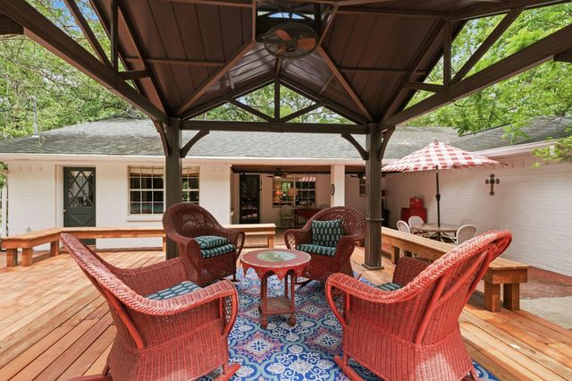 619 Tall Pines Drive, Magnolia, TX 77354