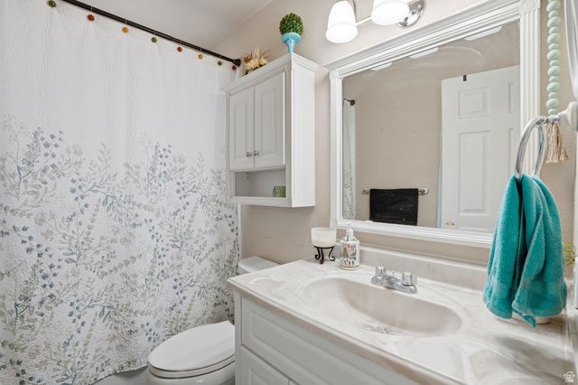 3847 S WESTGATE CIR, Magna, UT 84044