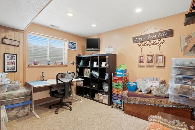 3847 S WESTGATE CIR, Magna, UT 84044