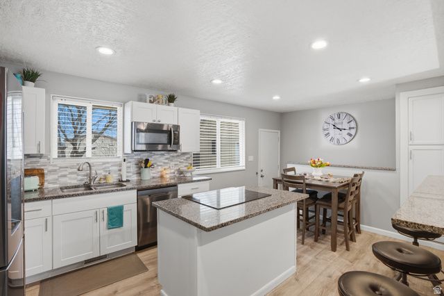 3847 S WESTGATE CIR, Magna, UT 84044