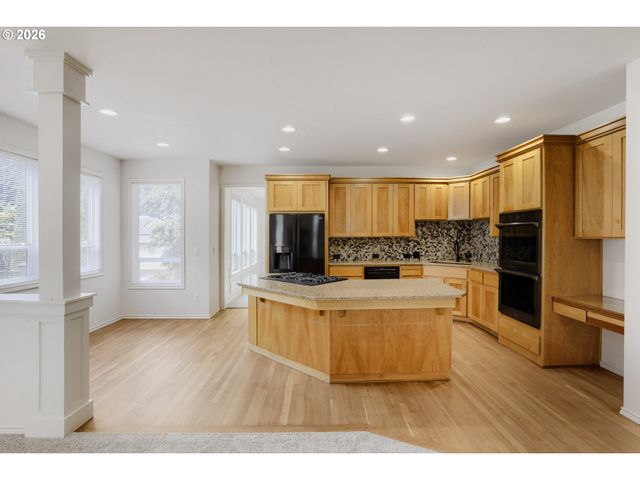 8481 Sw 168TH Ave, Beaverton, OR 97007