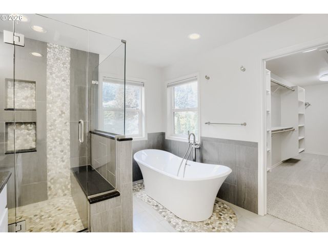 8481 Sw 168TH Ave, Beaverton, OR 97007