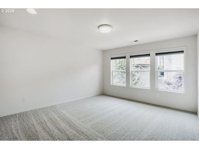 8481 Sw 168TH Ave, Beaverton, OR 97007