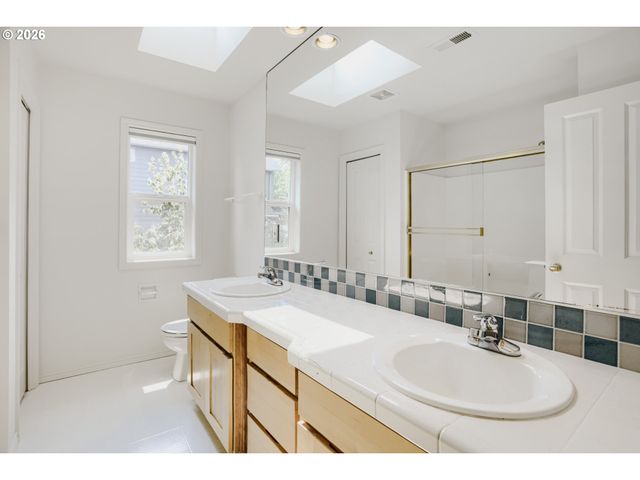 8481 Sw 168TH Ave, Beaverton, OR 97007