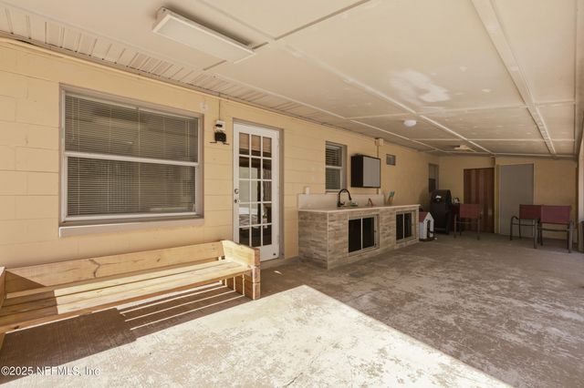 3227 RED OAK Drive, Jacksonville, FL 32277