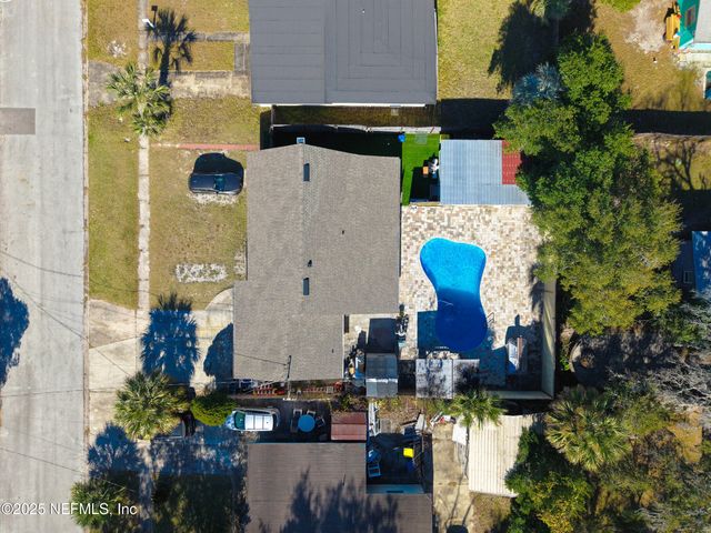 3227 RED OAK Drive, Jacksonville, FL 32277