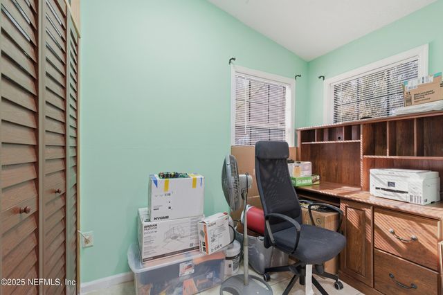 3227 RED OAK Drive, Jacksonville, FL 32277