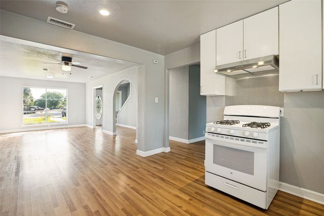 4401 Ivy Drive, Mesquite, TX 75150
