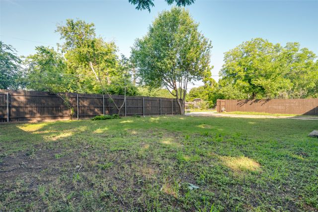 4401 Ivy Drive, Mesquite, TX 75150