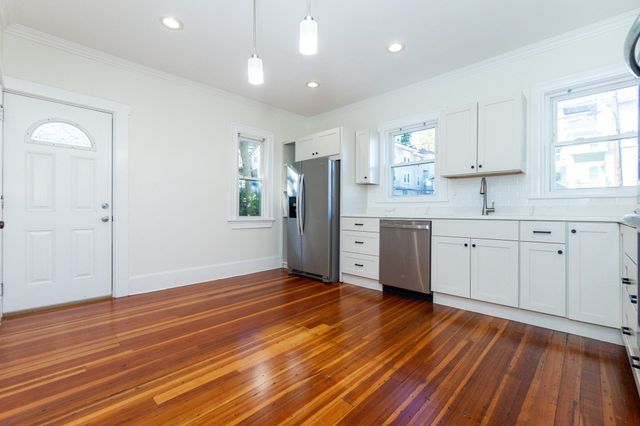 169 Winsor Ave 169, Watertown, MA 02472