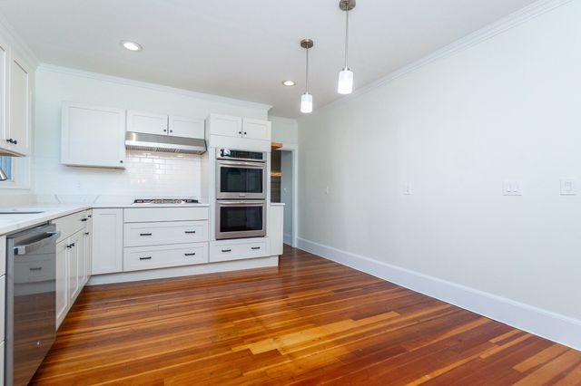 169 Winsor Ave 169, Watertown, MA 02472