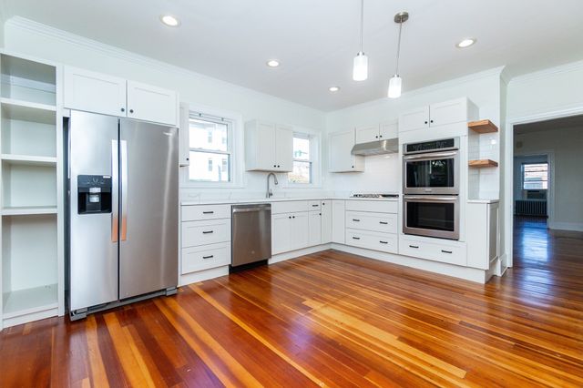 169 Winsor Ave 169, Watertown, MA 02472