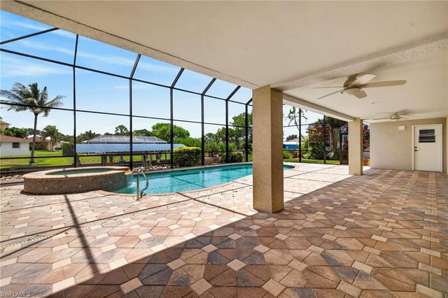 27041 Flamingo DR, Bonita Springs, FL 34135