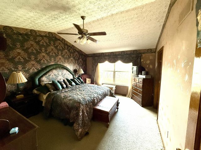 8686 Kingsley Drive, Reynoldsburg, OH 43068