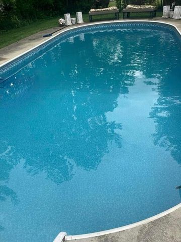 8686 Kingsley Drive, Reynoldsburg, OH 43068