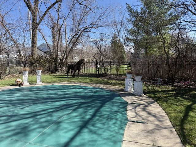 8686 Kingsley Drive, Reynoldsburg, OH 43068