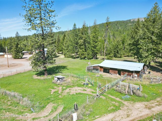 2043 Blanchard Cutoff, Blanchard, ID 83804