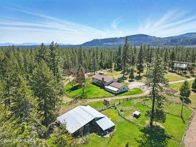 2043 Blanchard Cutoff, Blanchard, ID 83804
