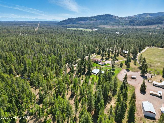2043 Blanchard Cutoff, Blanchard, ID 83804