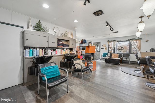 33 PLUM, Southampton, NJ 08088