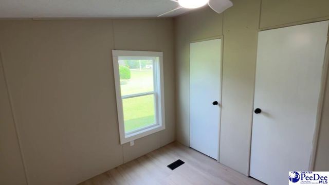 5117 College Lake Dr, Florence, SC 29506