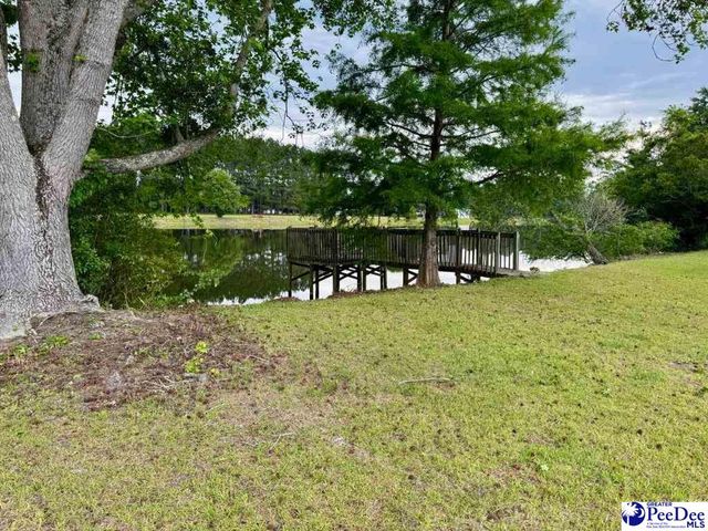 5117 College Lake Dr, Florence, SC 29506