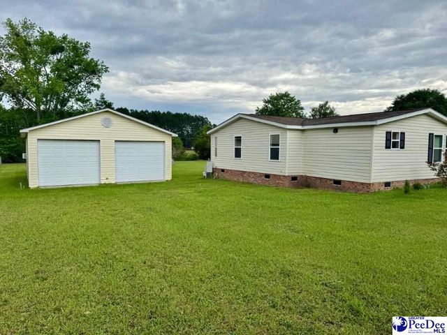 5117 College Lake Dr, Florence, SC 29506