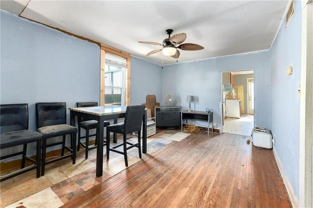 109 W Miami Street NE, Paola, KS 66071