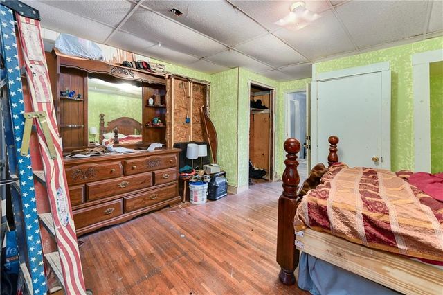 109 W Miami Street NE, Paola, KS 66071