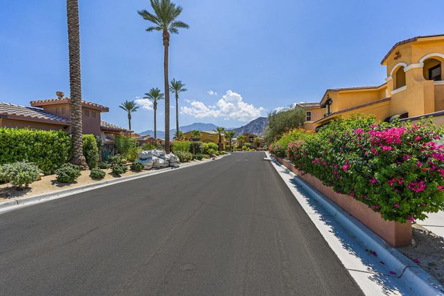 52241 Rosewood Lane, La Quinta, CA 92253