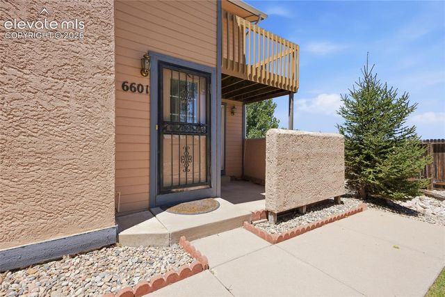 6601 Bobtail Drive, Colorado Springs, CO 80911
