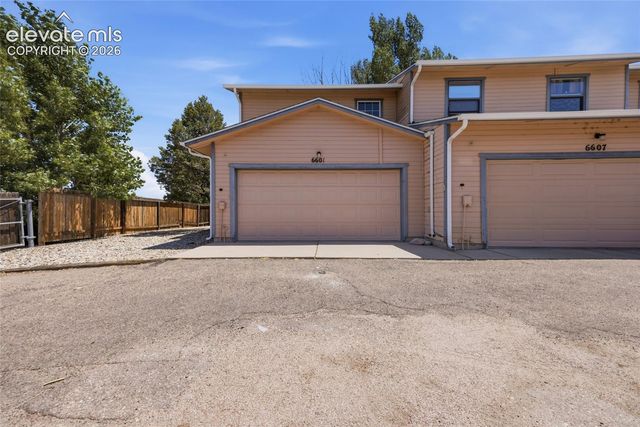 6601 Bobtail Drive, Colorado Springs, CO 80911