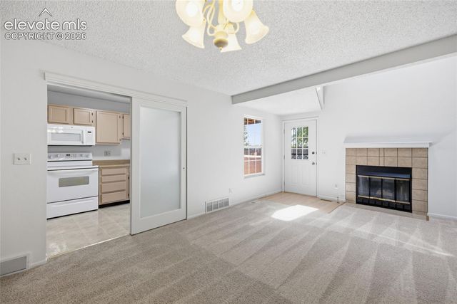 6601 Bobtail Drive, Colorado Springs, CO 80911