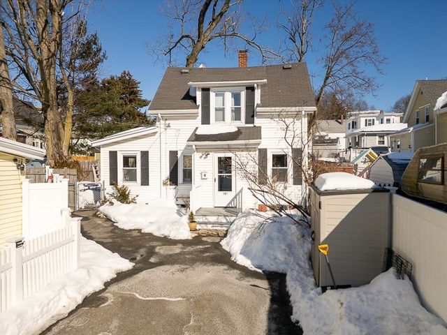 16-A Clinton St, Lynn, MA 01902