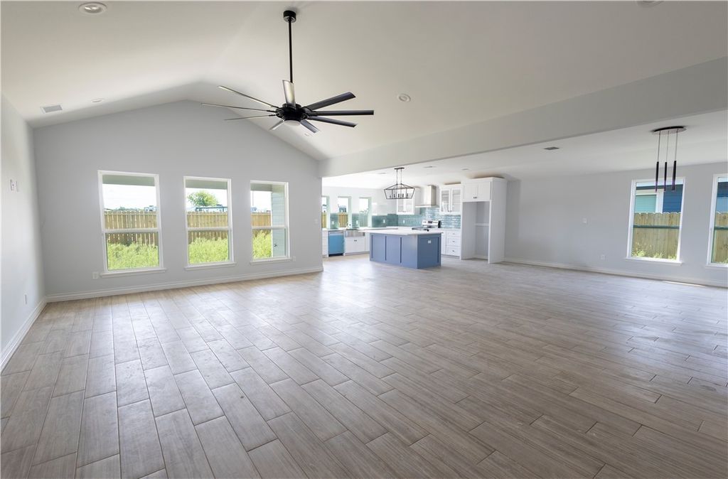 125 Shoalwater Way, Rockport, TX 78382 — photo 4