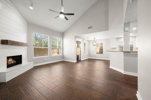 7 Delta Mill Court, Conroe, TX 77385