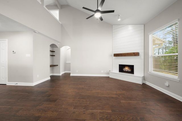 7 Delta Mill Court, Conroe, TX 77385