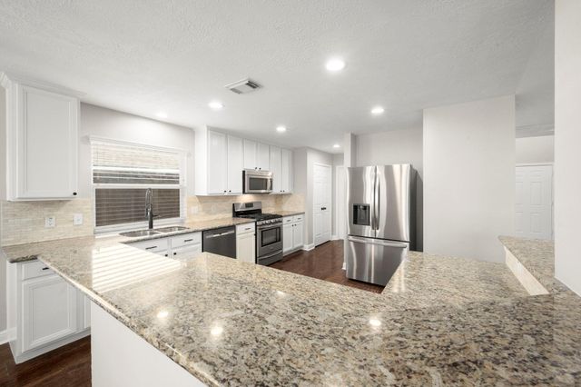 7 Delta Mill Court, Conroe, TX 77385