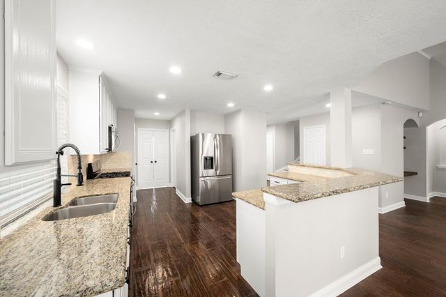 7 Delta Mill Court, Conroe, TX 77385