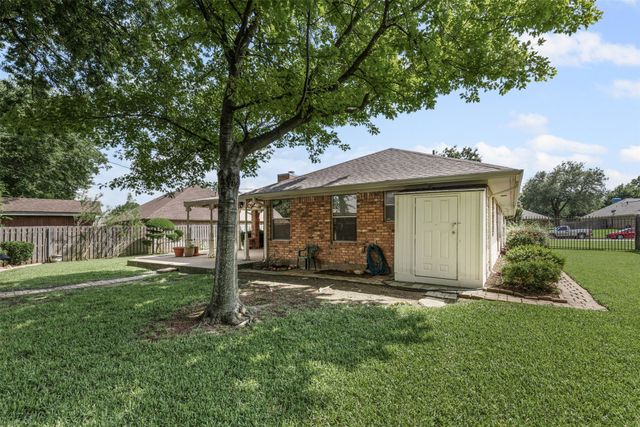 1505 Hyde Park Boulevard, Cleburne, TX 76033