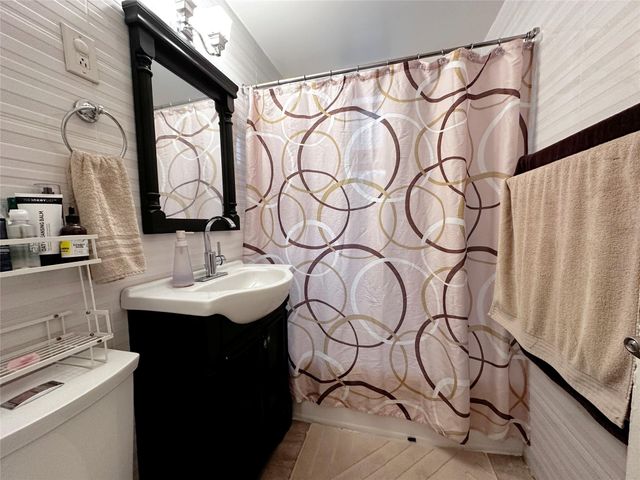 270 N Broadway 2HI, Yonkers, NY 10701
