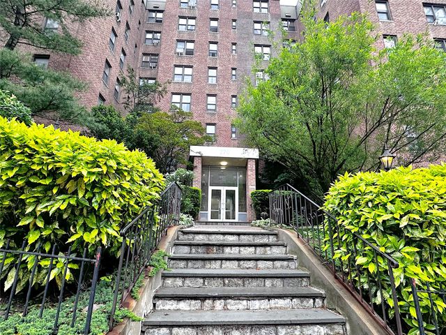 270 N Broadway 2HI, Yonkers, NY 10701