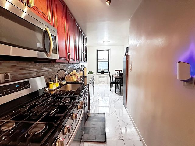 270 N Broadway 2HI, Yonkers, NY 10701