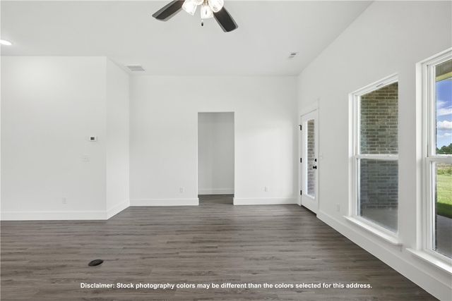 8850 Sunspire Lane, Centerton, AR 72719