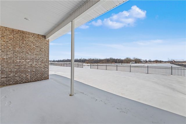 8850 Sunspire Lane, Centerton, AR 72719