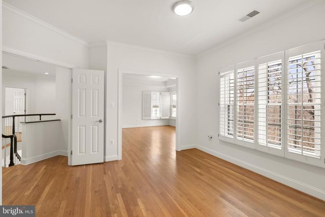 6058 SUGARSTONE CT, Mclean, VA 22101