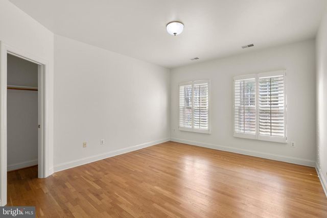 6058 SUGARSTONE CT, Mclean, VA 22101